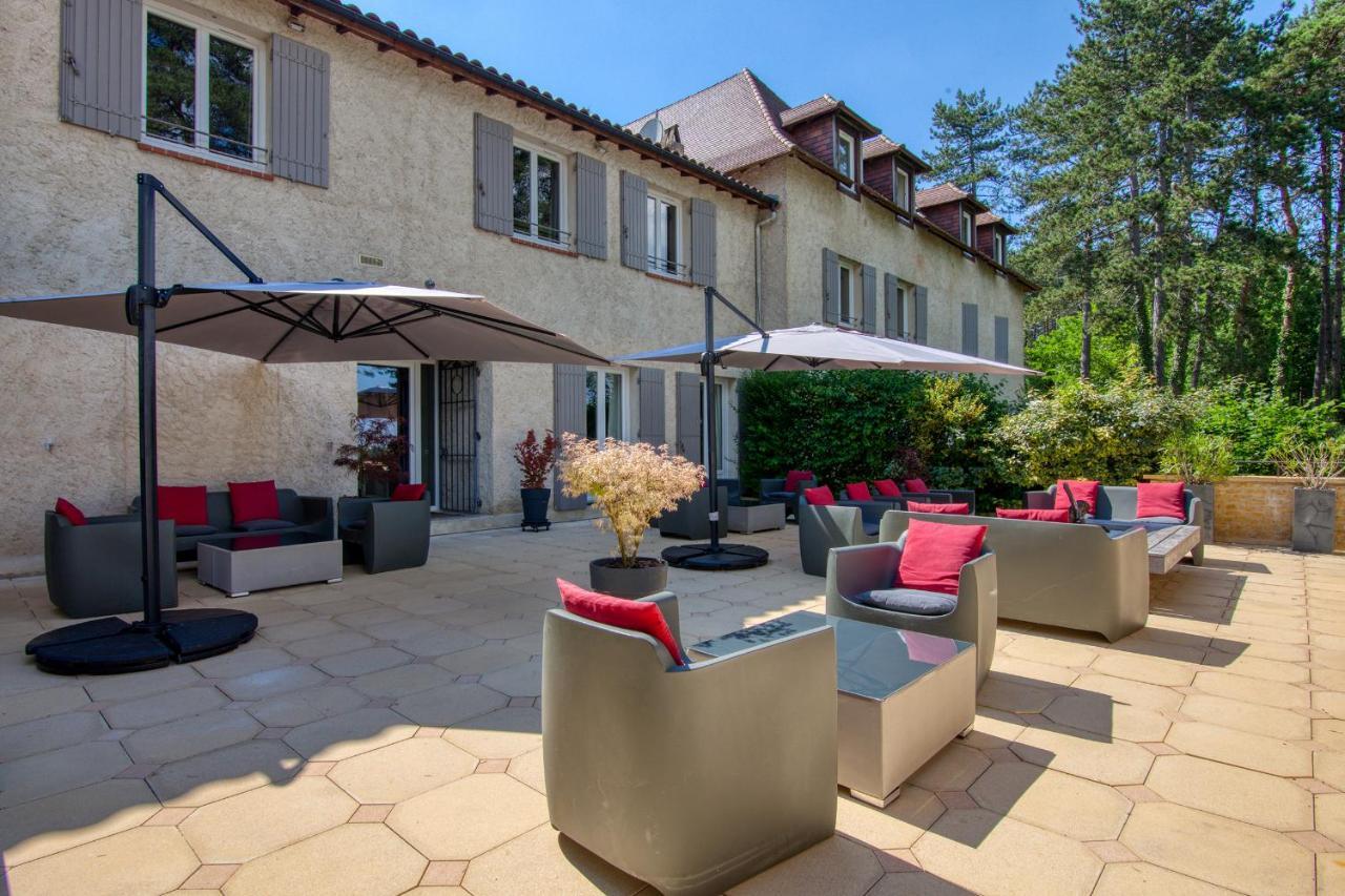 Hotel & Restaurant Le Meysset Sarlat-la-Caneda Exterior photo