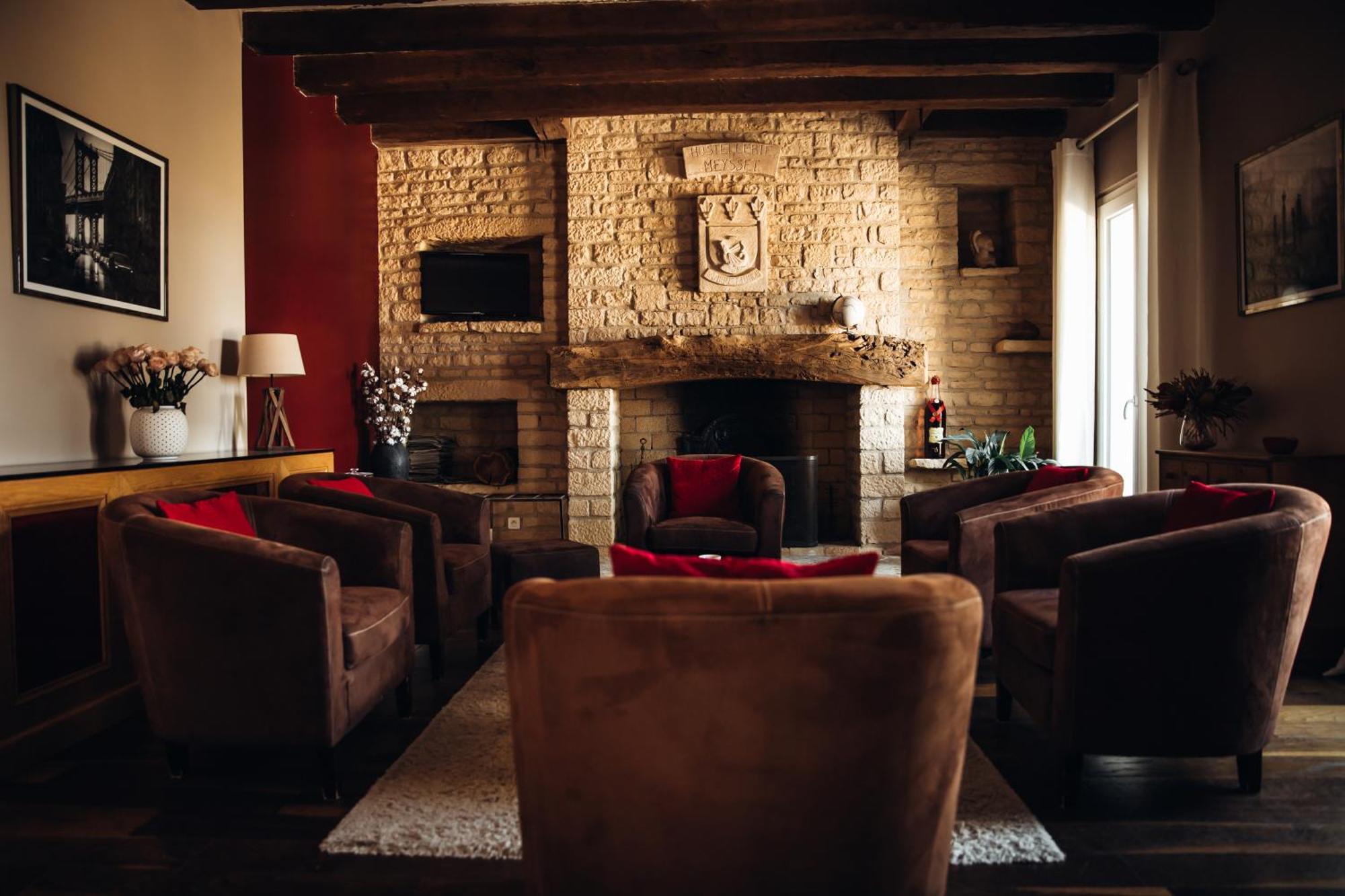 Hotel & Restaurant Le Meysset Sarlat-la-Caneda Exterior photo